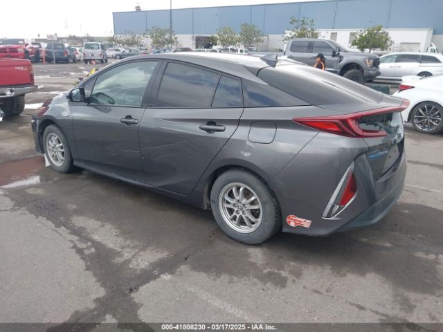 JTDKARFP8H3002569 Toyota Prius Prime Plus