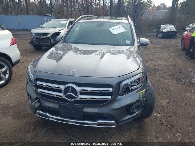 41808249 :رقم المزاد ، W1N4M4HB2MW102365 vin ، 2021 Mercedes-benz Glb 250 4matic مزاد بيع