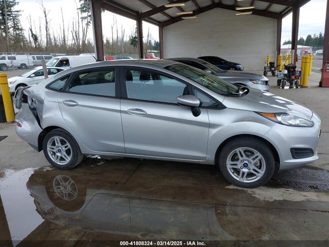 Ford FIESTA SE 2019 3FADP4BJ9KM135249 Image 14