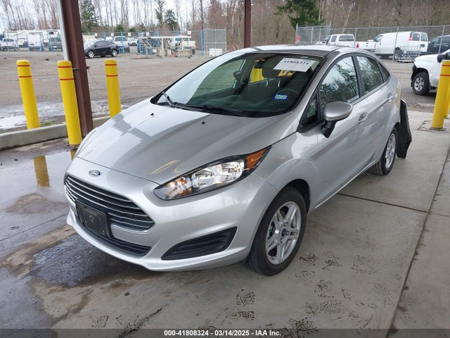 Ford FIESTA SE 2019 3FADP4BJ9KM135249 Image 2