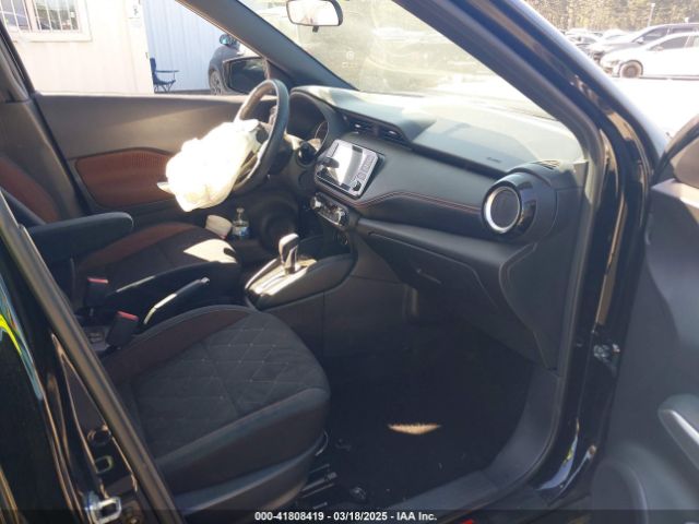3N1CP5CUXKL481856 Nissan KICKS SR