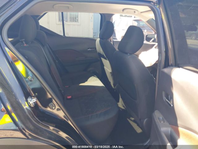 3N1CP5CUXKL481856 Nissan KICKS SR