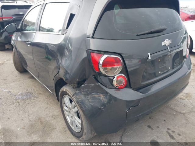 1G1JC6SH3G4155865 Chevrolet Sonic Lt Auto
