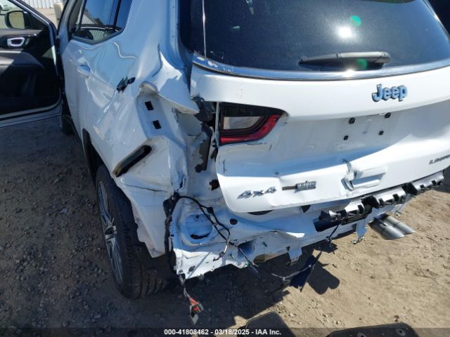 3C4NJDCB1NT149826 Jeep Compass Limited 4x4