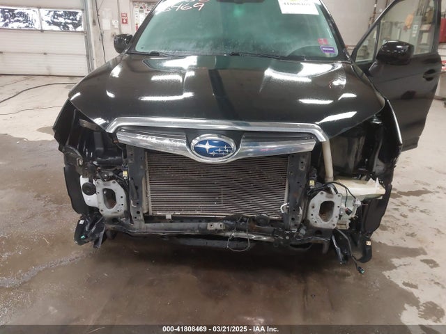 JF2SJADC0FH817027 Subaru Forester 2.5i Premium