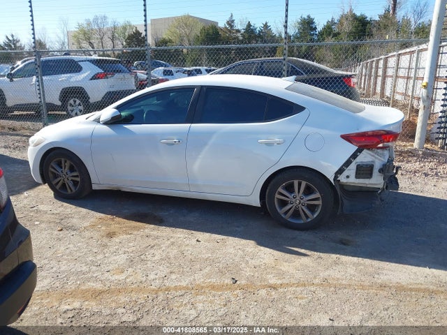 5NPD84LF9HH034860 Hyundai ELANTRA SE