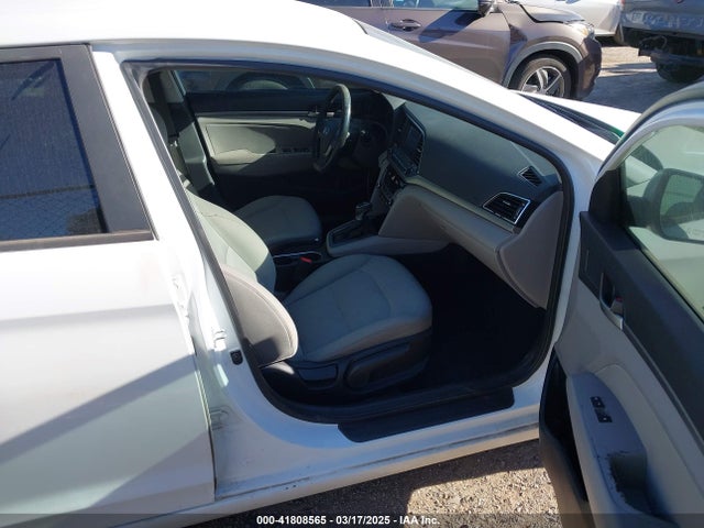 5NPD84LF9HH034860 Hyundai ELANTRA SE