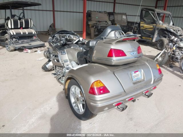 2003 HONDA GL1800 1HFSC47013A205733 Photo 2