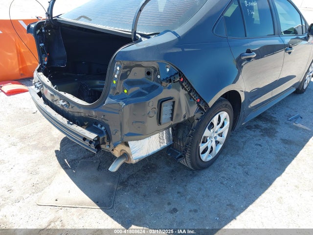 5YFB4MDE8RP210942 Toyota COROLLA LE