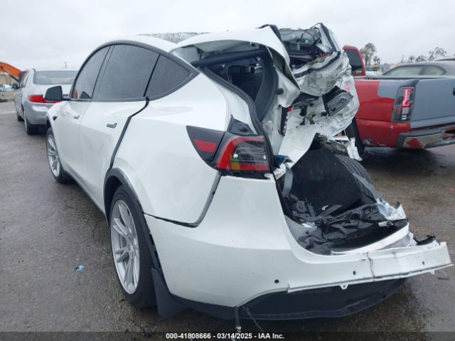 5YJYGAEE2MF260142 Tesla Model Y Long Range Dual Motor All-wheel Drive