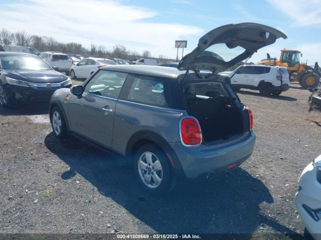 2019 MINI HARDTOP WMWXP5C55K2H29830 Photo 2