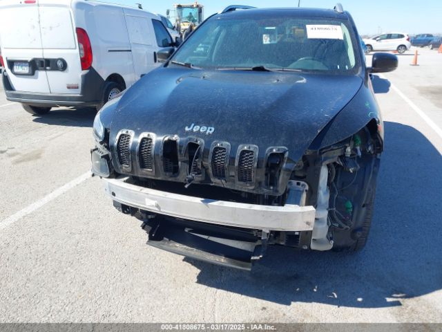 1C4PJMDS4HW564127 Jeep Cherokee Limited 4x4