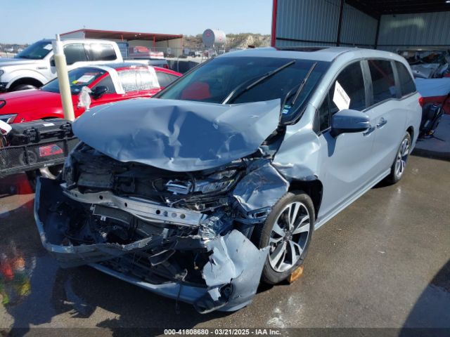 5FNRL6H82RB027601 Honda Odyssey Touring