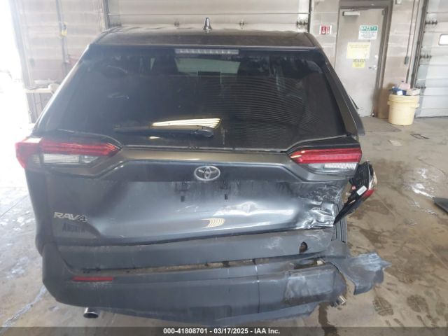 2T3F1RFV7RW482408 Toyota RAV4 LE
