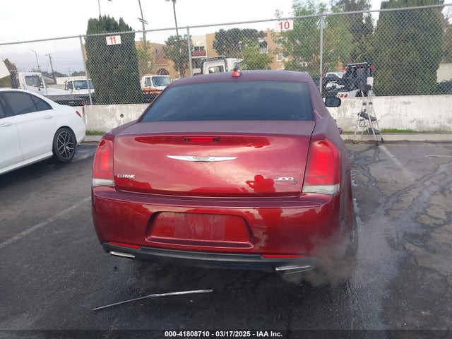 2C3CCABGXKH577819 Chrysler 2019