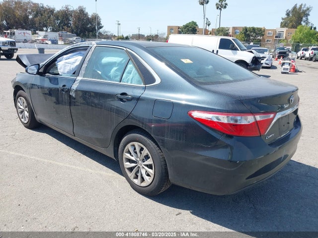4T4BF1FK2GR565599 Toyota CAMRY LE