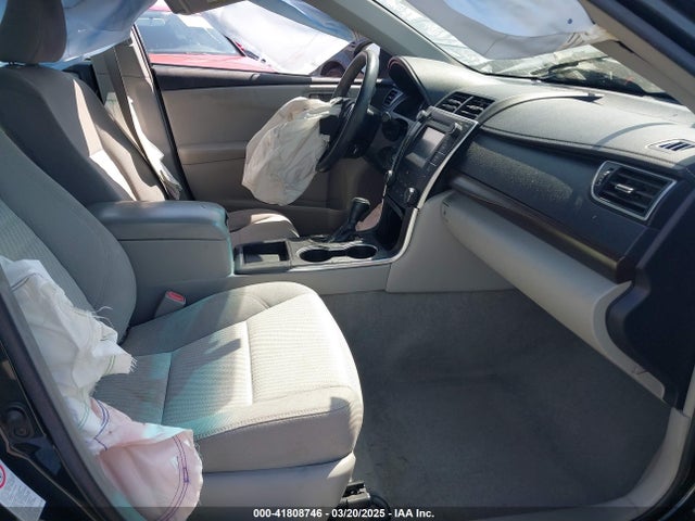 4T4BF1FK2GR565599 Toyota CAMRY LE
