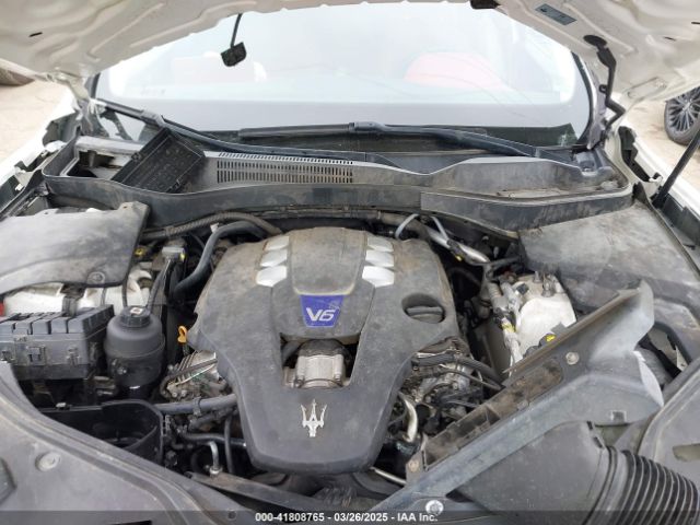 ZN661YUS3HX224978 Maserati LEVANTE S