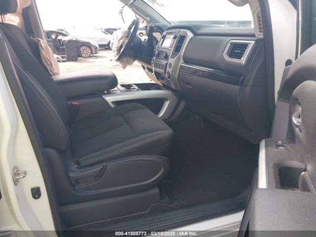 1N6AA1E68HN524139 Nissan TITAN SV