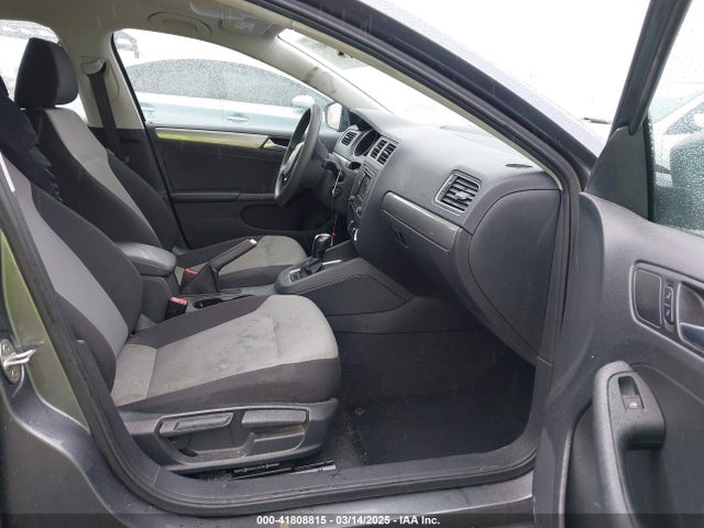 3VW2B7AJ8HM260395 Volkswagen Jetta 1.4t S