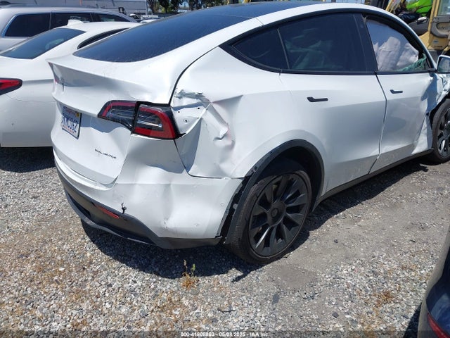 2022 TESLA MODEL Y 7SAYGDEE8NF480939 Photo 3