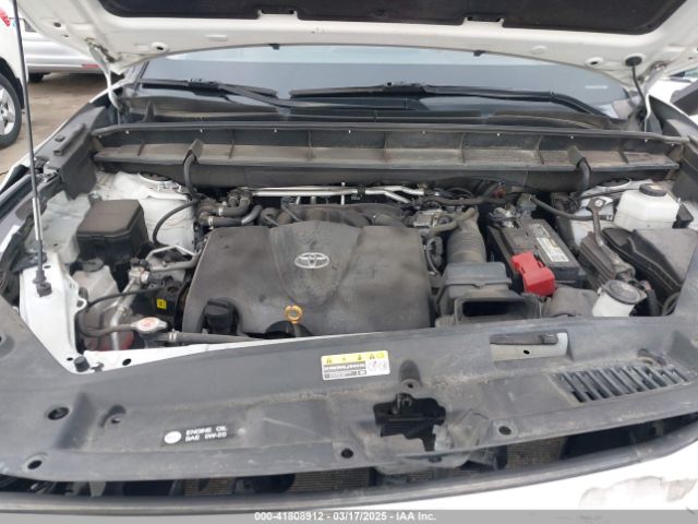 5TDBZRBH9MS110697 Toyota Highlander Le