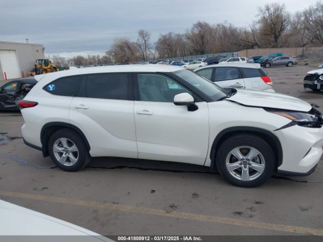 5TDBZRBH9MS110697 Toyota Highlander Le