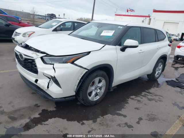 5TDBZRBH9MS110697 Toyota Highlander Le