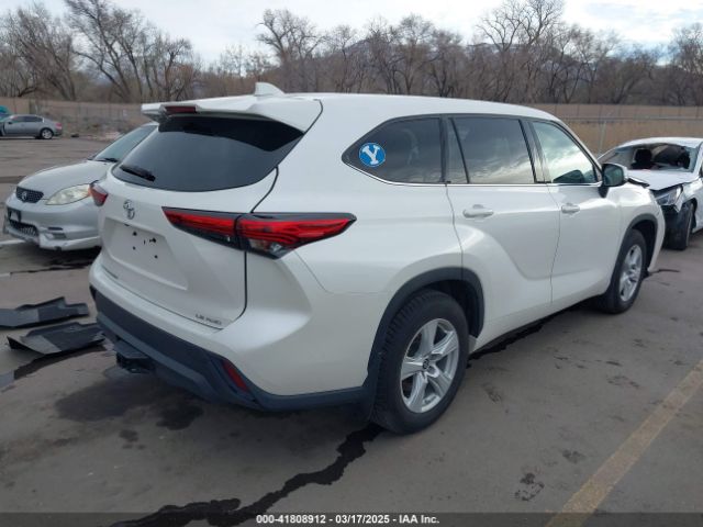 5TDBZRBH9MS110697 Toyota Highlander Le