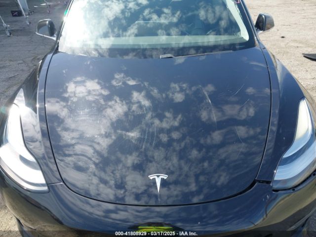 5YJ3E1EA0HF002379 Tesla Model 3 Long Range/standard