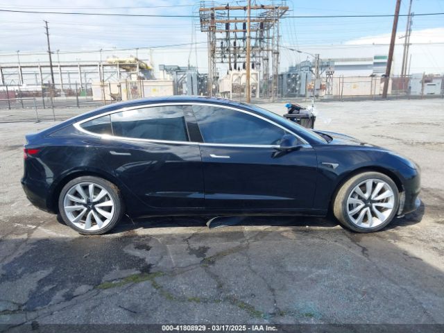 5YJ3E1EA0HF002379 Tesla Model 3 Long Range/standard