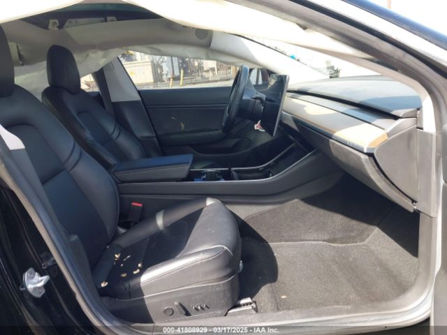 5YJ3E1EA0HF002379 Tesla Model 3 Long Range/standard