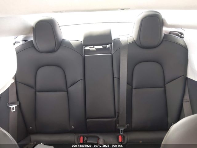 5YJ3E1EA0HF002379 Tesla Model 3 Long Range/standard