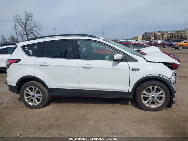 Ford ESCAPE SE 2018 1FMCU0GD4JUD18798 Image 13