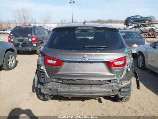 JA4AP3AU8JU022979 Mitsubishi Outlander Sport 2.0 Es/2.0 Le