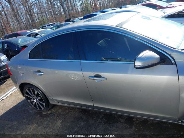 LYV612TK2GB099241 Volvo S60 Inscription T5 Premier