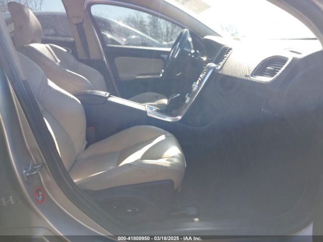 LYV612TK2GB099241 Volvo S60 Inscription T5 Premier