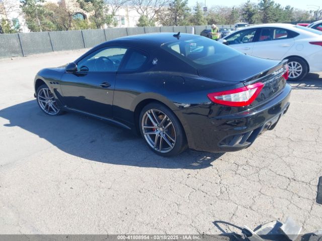 2012 MASERATI GRANTURISMO ZAM45MLA7C0063448 Photo 2