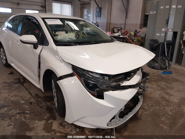 JTDEPRAE0LJ087719 Toyota COROLLA LE
