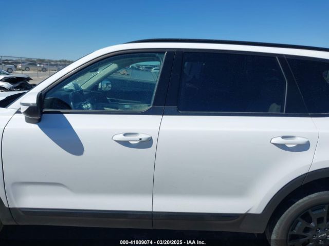 5XYP3DHC5NG242215 KIA Telluride Ex