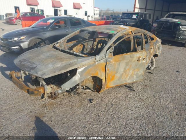 5NPE24AF2GH380076 Hyundai SONATA SE