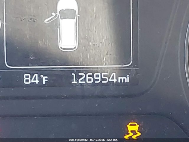 5XYPG4A39JG339619 KIA Sorento 2.4l L