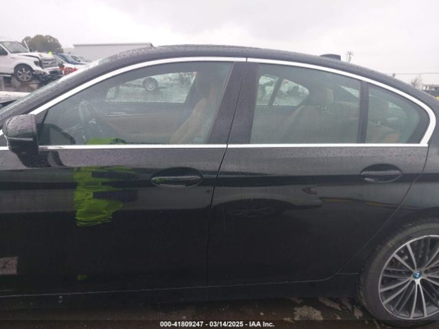 WBA13AG01NCJ72192 BMW 530e