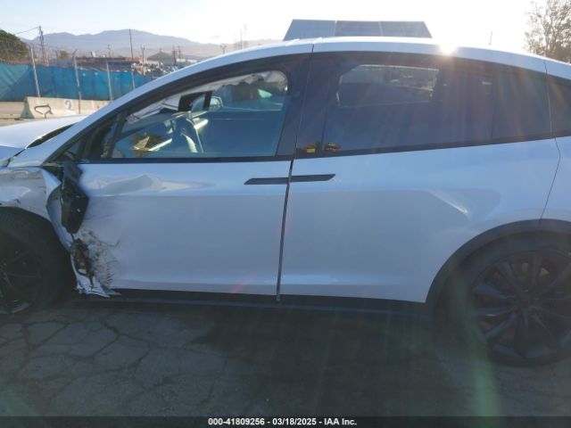 7SAXCBE59NF364984 Tesla Model X Dual Motor All-wheel Drive