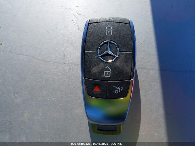 W1N9M0CB7RN094010 Mercedes-Benz Eqb Eqb 250+