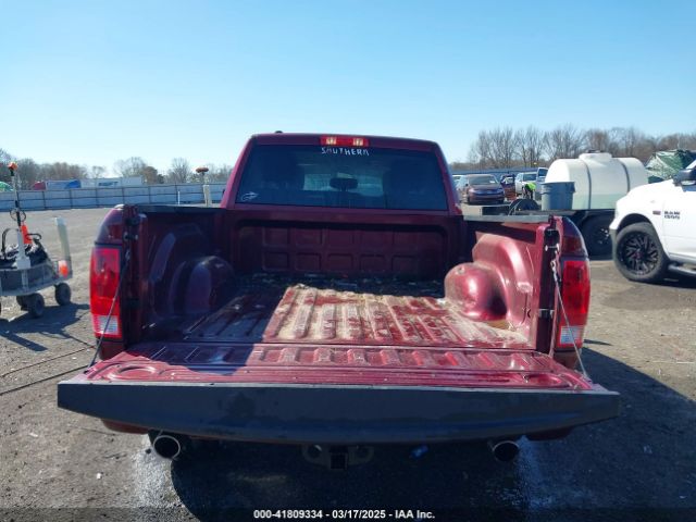 1C6RR6FT5JS127132 RAM 1500 Express  4x2 6'4 Box
