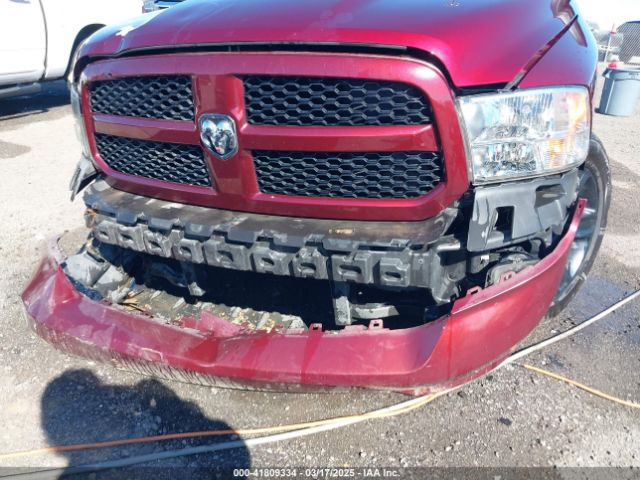 1C6RR6FT5JS127132 RAM 1500 Express  4x2 6'4 Box