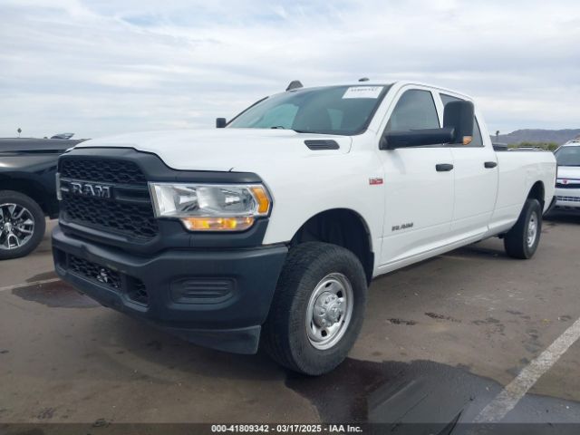 3C6UR4HJ3LG121107 RAM 2500 Tradesman  4x2 8' Box