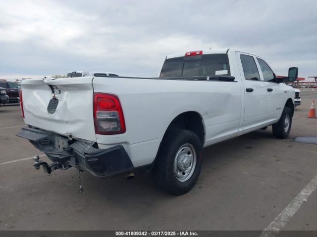 3C6UR4HJ3LG121107 RAM 2500 Tradesman  4x2 8' Box