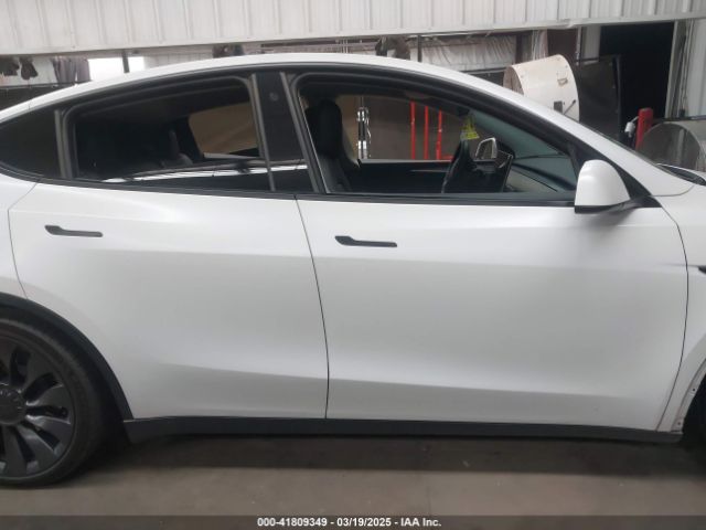 7SAYGDEF5PF665560 Tesla Model Y Performance Dual Motor All-wheel Drive